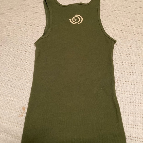 Olive colored tank top - Picture 2 of 4
